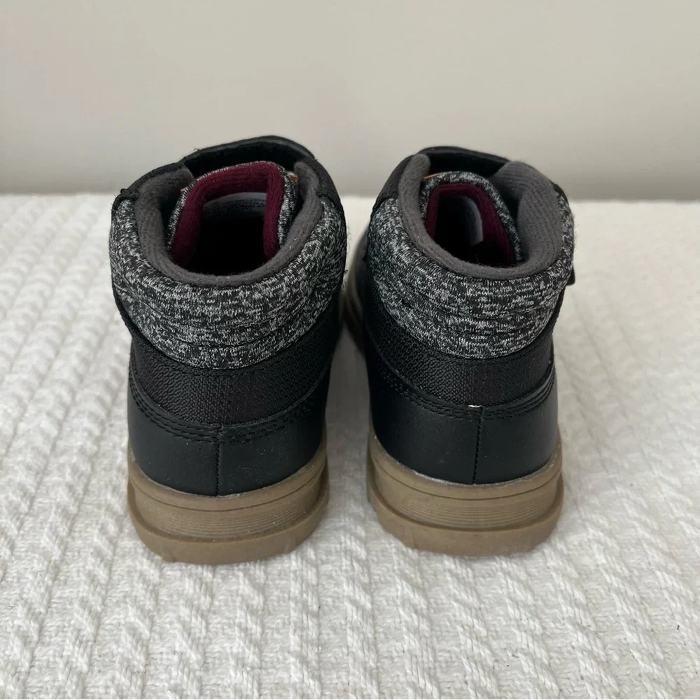 NWOT London Fog Toddler Boys 8 Black Boots Hook & Loop Comfy Cozy Cute Warm